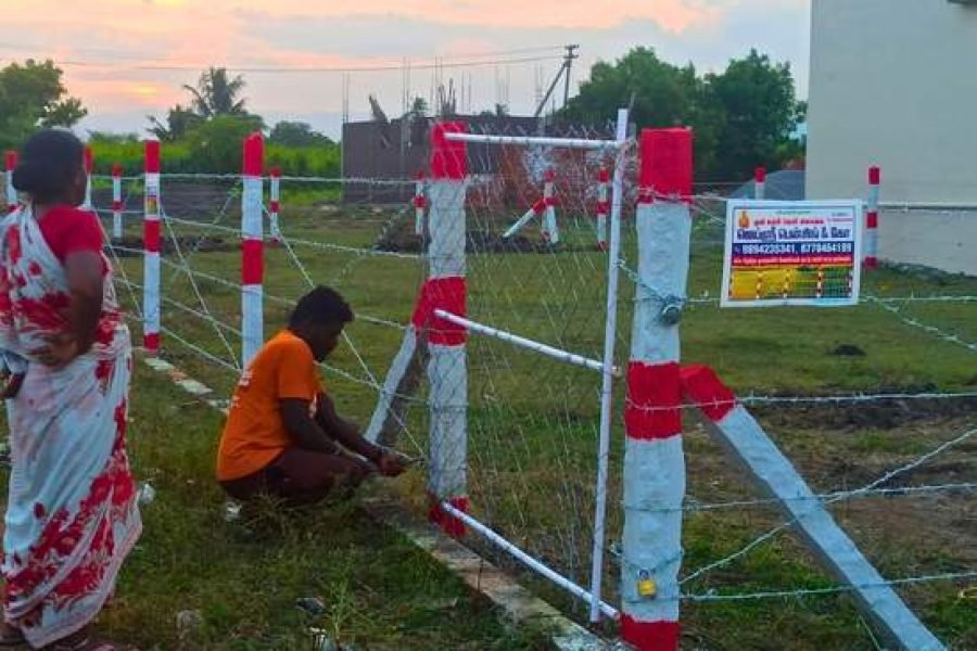 Untitled design (1) Barbed Wire Fencing
